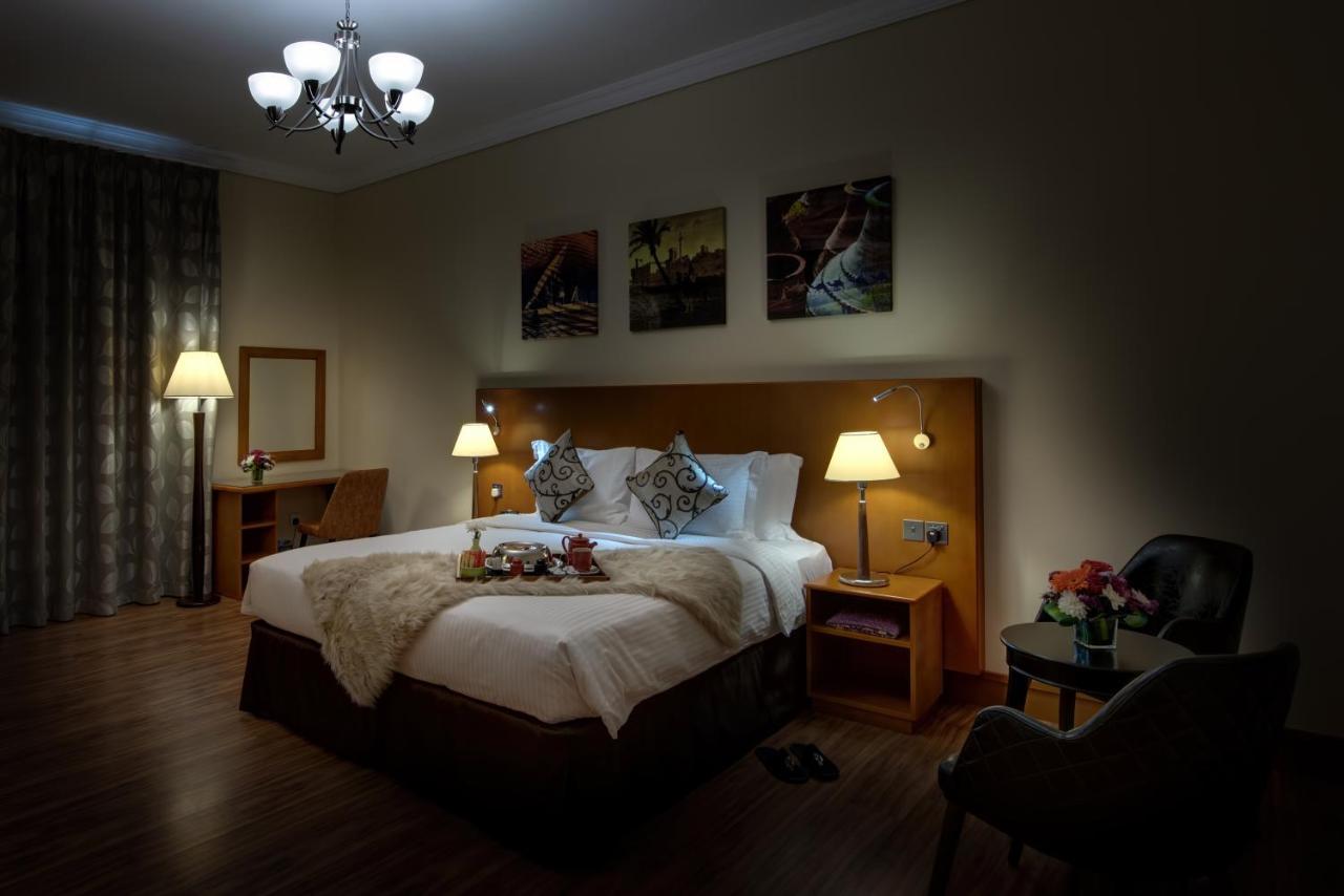 J5 Villas Holiday Homes Barsha Gardens 두바이 외부 사진